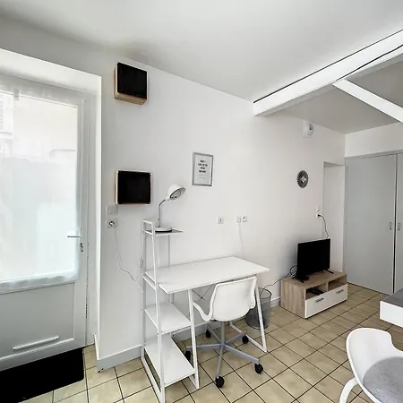 Les Bords Du Clain - Entree Autonome Studio Poitiers Exterior photo