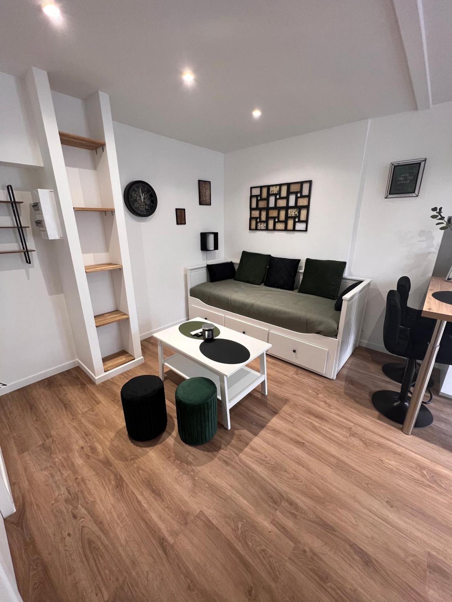 Les Bords Du Clain - Entree Autonome Apartment