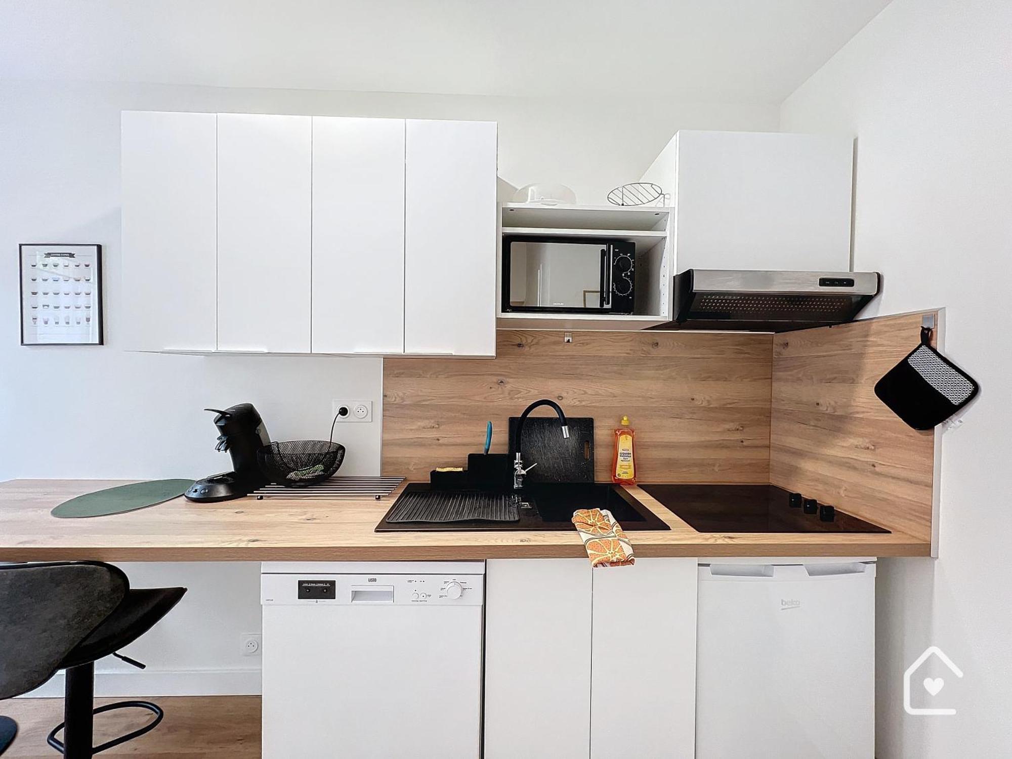 Apartment Les Bords Du Clain - Entree Autonome